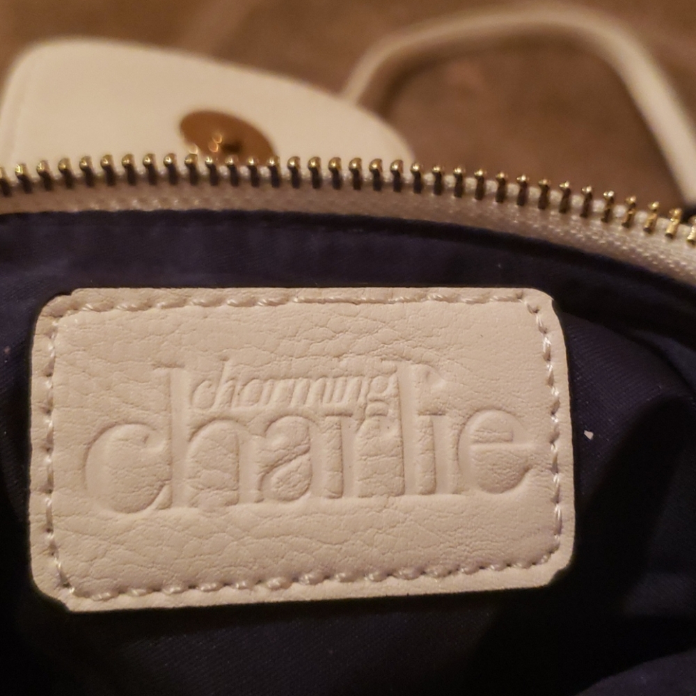 Purse - Picture 4 of 4